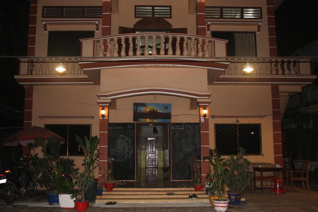 Dormpoint - Siem Reap (Adults Only) Hotel Buitenkant foto